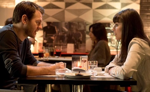 PROGRAMMI TV DI STASERA, MERCOLEDÌ 4 GENNAIO 2017. SU RAI3 ‘OGNI MALEDETTO NATALE’ CON ALESSANDRO CATTELAN E ALESSANDRA MASTRONARDI