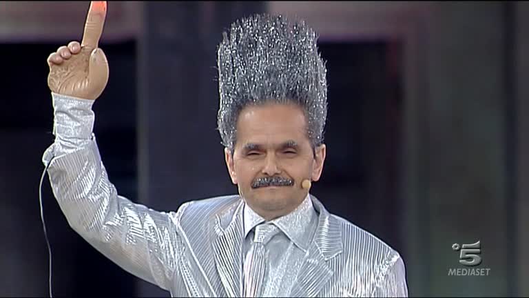 AVANTI UN ALTRO: E’ TORNATO L’ALIENO