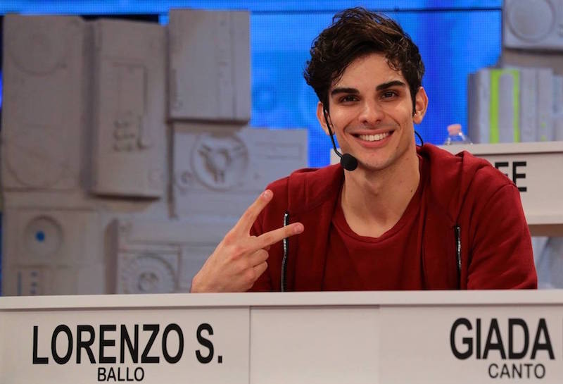 AMICI 2017, DAYTIME 6 GENNAIO. LORENZO DEVE FARE L’AMORE CON LA COREOGRAFIA