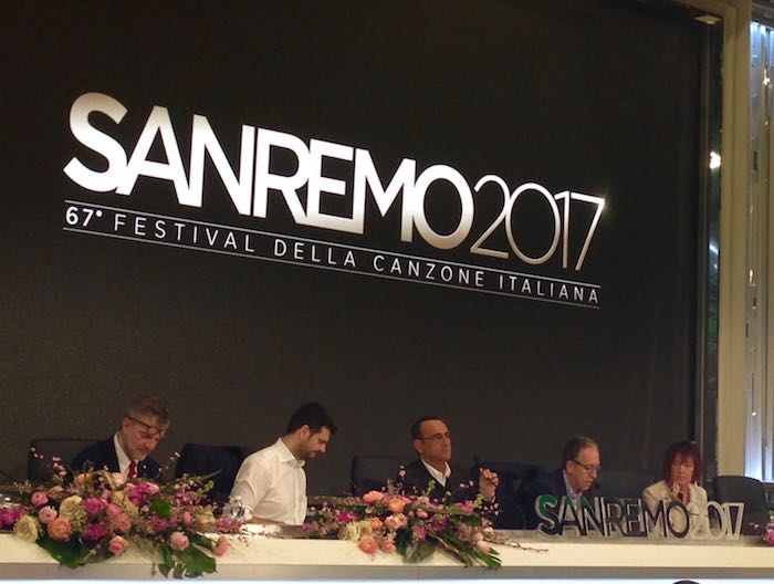 FESTIVAL DI SANREMO 2017, LA CONFERENZA STAMPA DELLA SERATA FINALE IN DIRETTA SU DM