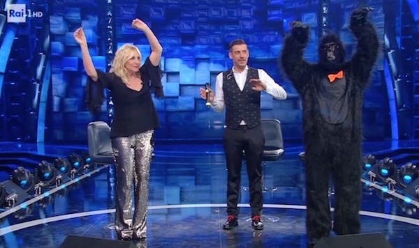 Standing Ovation 25 Febbraio 2017 clerici e gabbani ascolti tv 25 febbraio 2017