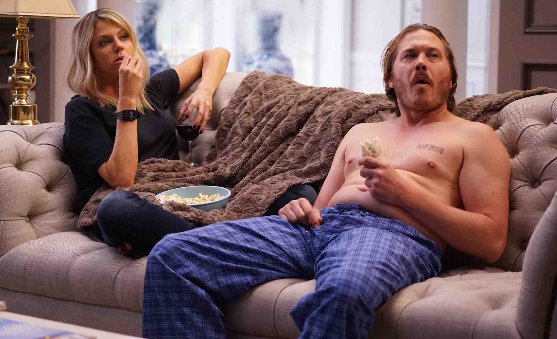 The Mick: una nuova famiglia disfunzionale approda su FoxLife, con una comicità priva di filtri