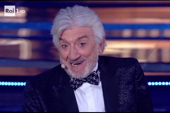 LE PAGELLE DELLA SETTIMANA TV (23-29/01/2017). PROMOSSI PROIETTI E IL COLLEGIO, BOCCIATI GLI INDIGNATI PER SANREMO