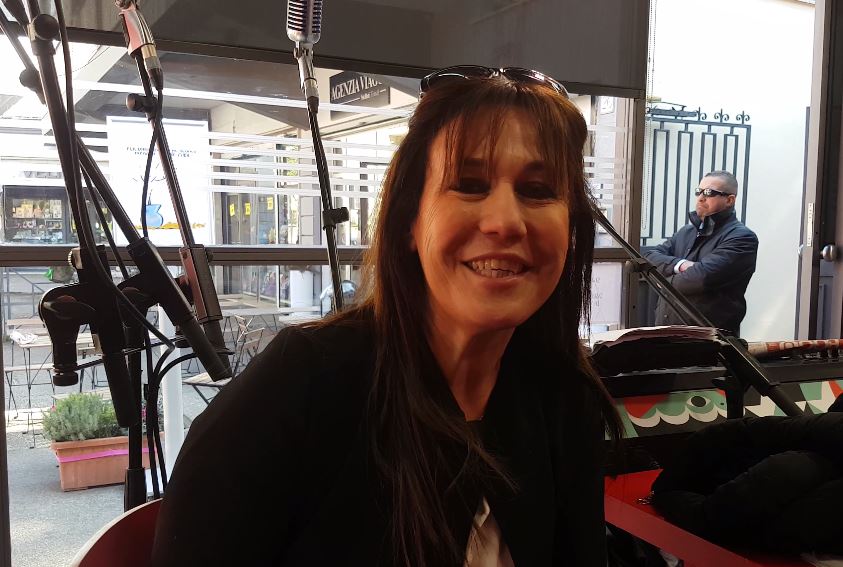 Gabriella Germani a DM: all’Edicola Fiore sono valorizzata, imiterò anche la Merkel. Cartabianca? Non volevamo rifare Crozza (Video)