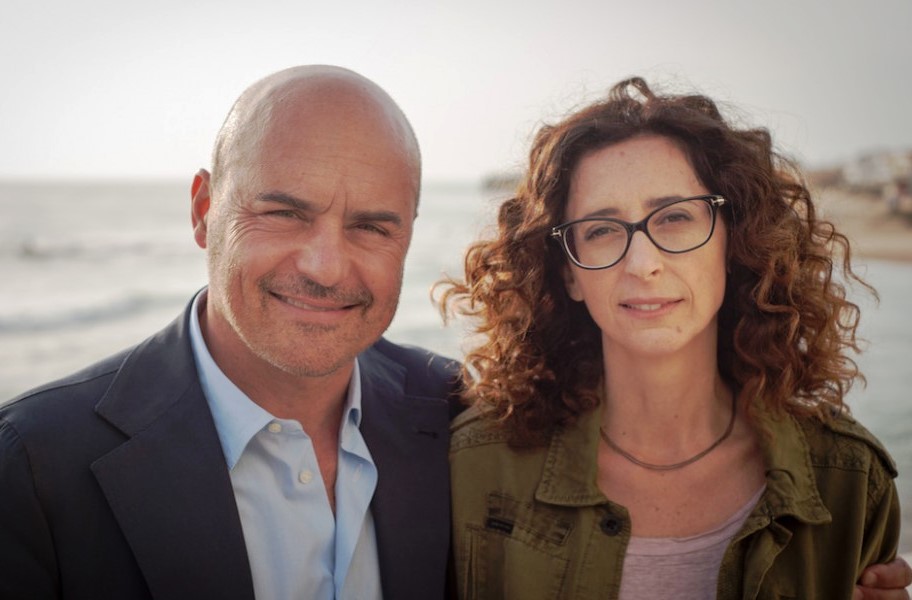Ascolti Tv | Lunedì 20 marzo 2017. Montalbano in replica al 36.4%. In access, Soliti Ignoti 21.5% – Striscia 18%