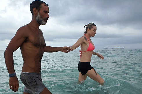 Isola dei Famosi 2017, giorno 45 | Il gruppo si ribella a Giulio e Samantha