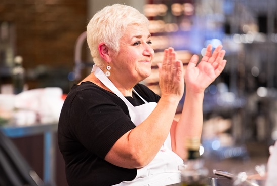 Celebrity MasterChef: nella prima puntata tre eliminati e tante prove… ammazza vip