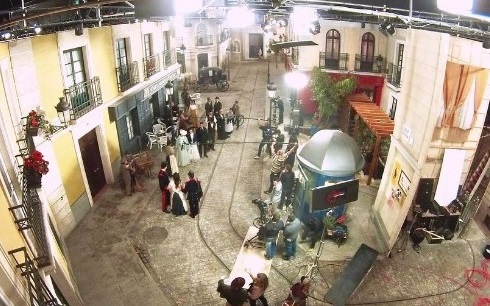 Una Vita: un incendio ha distrutto parte del set (video delle fiamme)