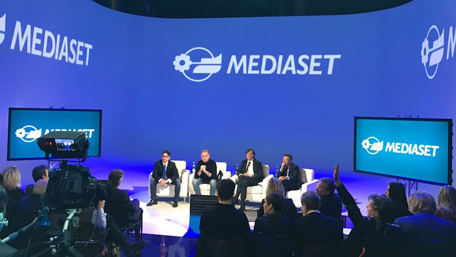 Paolo Bonolis rinnova con Mediaset. Ecco cosa farà nei prossimi due anni