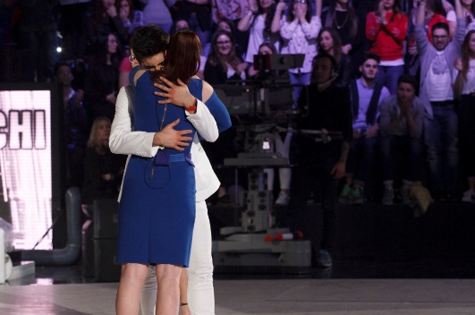 Amici 2017: terza puntata Serale dell’8 aprile in diretta. Morgan dà dei ‘bimbiminkia’ al pubblico. Eliminata Vittoria