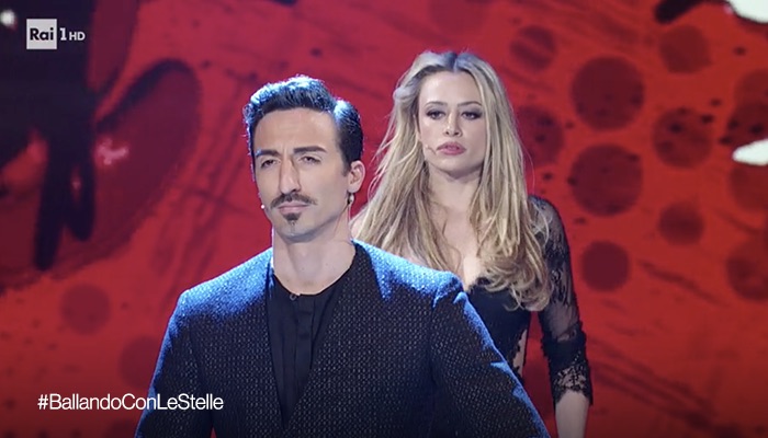 Ballando con le stelle 2017: lo show della De Sio fa fuori a sorpresa Martina Stella