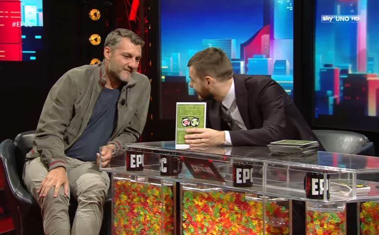 Ipocrisie tv: Vieri, Cattelan e le donne oggetto. L’indignazione non vale per tutti