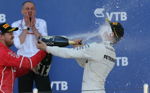 Ascolti TV, domenica 30 aprile 2017. Il Segreto al 12.4%, Una Vita all’11%, il GP di Russia in differita al 10.1%. Le Primarie al 4.4% su Rai 3 e al 4.5% su La7