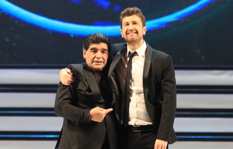 Tre Volte 10: lo spettacolo con Maradona sbarca sul Nove