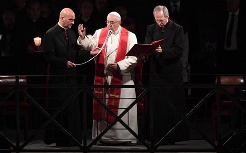 Ascolti Tv | Venerdì 14 aprile 2017. Il Rito della Via Crucis al 16,8%. L’Onore e il Rispetto cala al 13,9%