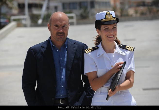 Ascolti TV, lunedì 24 aprile 2017. Montalbano (29.8%) fa più del triplo di Jason Bourne (9.5%). Report si ferma al 4.9%, Quinta Colonna con Renzi al 4.7%