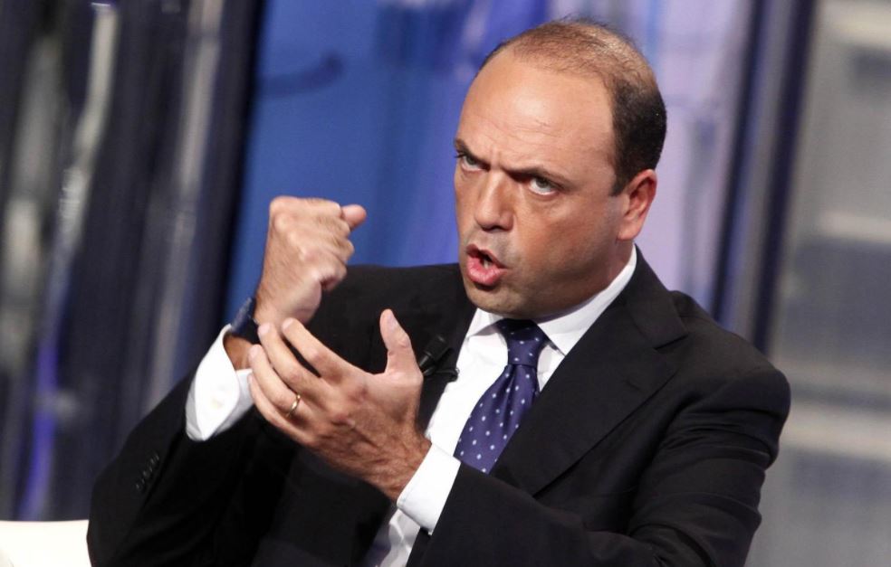 Gazebo, Alfano denuncia Zoro e gli autori: «Campagna diffamatoria durata anni»