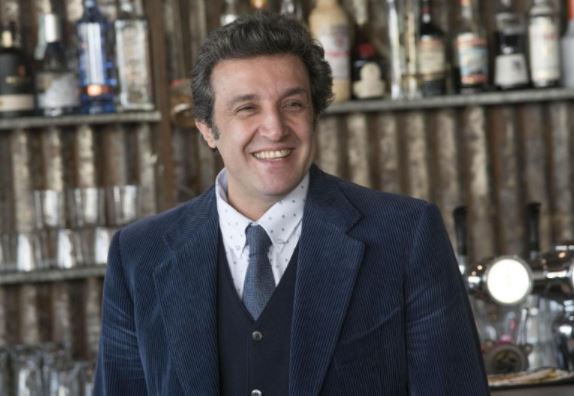 Fuori onda di Striscia: arriva la replica di Insinna. «Chiedo scusa a tutti. Contro di me pornografia tv con vendetta»