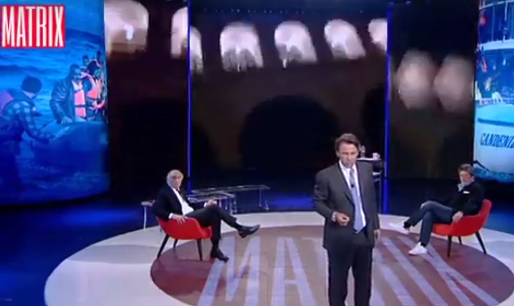 Matrix: l’inviata Francesca Parisella aggredita in diretta alla stazione Termini – Video