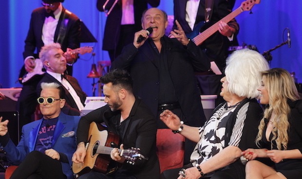 Maurizio Costanzo Show: Gerry Scotti, Gemma e Marco Cappato alla terza puntata. Tutti gli ospiti