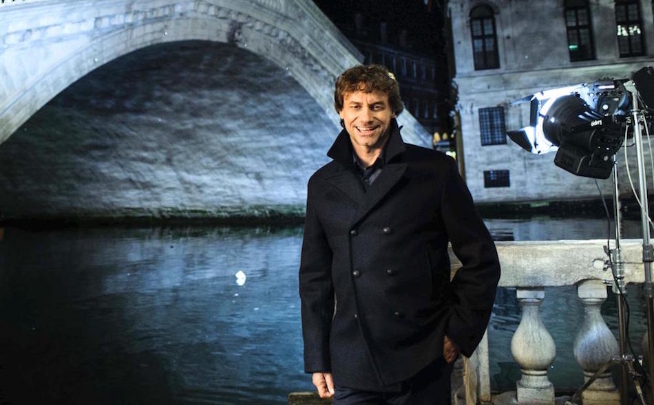 Stanotte a Venezia su Rai1 tra droni e 4K. Fabiano: «Alberto Angela è un patrimonio assoluto di questa azienda». Ma lui nicchia sul suo futuro