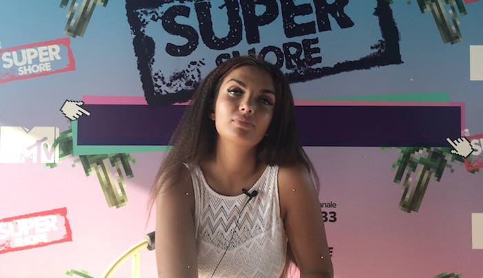 Elettra Lamborghini a DM: «Gli uomini mi annoiano, le donne hanno qualcosa di differente. Nel mio futuro? Meno salotti TV e una carriera musicale in America»