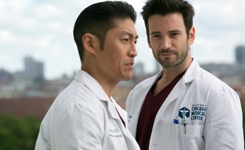Programmi TV di stasera, martedì 15 agosto 2017. Su Italia1 nuovo appuntamento con «Chicago Med»