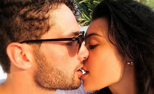 Un Posto al Sole: anticipazioni 28 agosto – 1 settembre 2017. Set galeotto per Luca Turco e Giorgia Gianetiempo