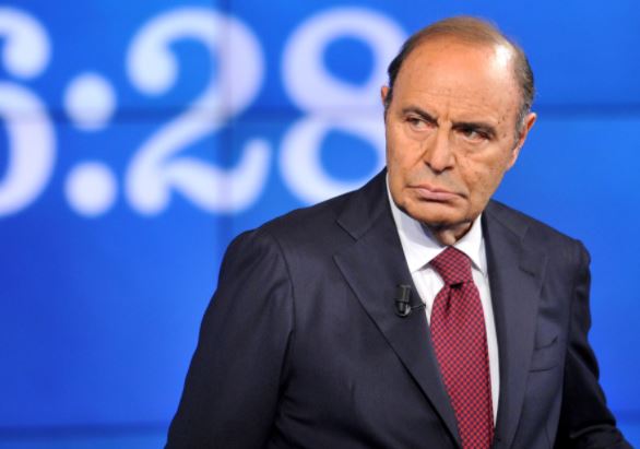 CdA Rai: ok al contratto milionario con Fazio. Per Bruno Vespa, invece, compensi tagliati del 30%