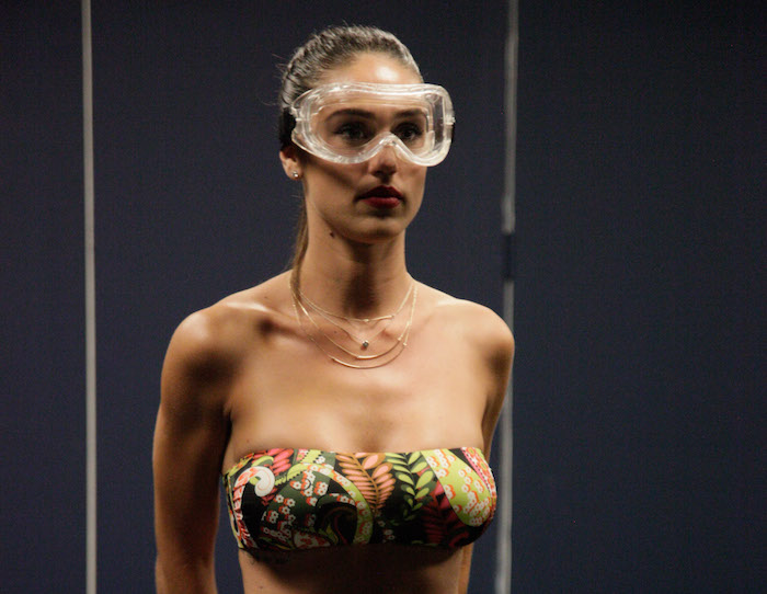 Grande Fratello Vip 2017: Ilary Blasi torna sulla doccia «generosa» di Cecilia, ma le sue scuse non convincono