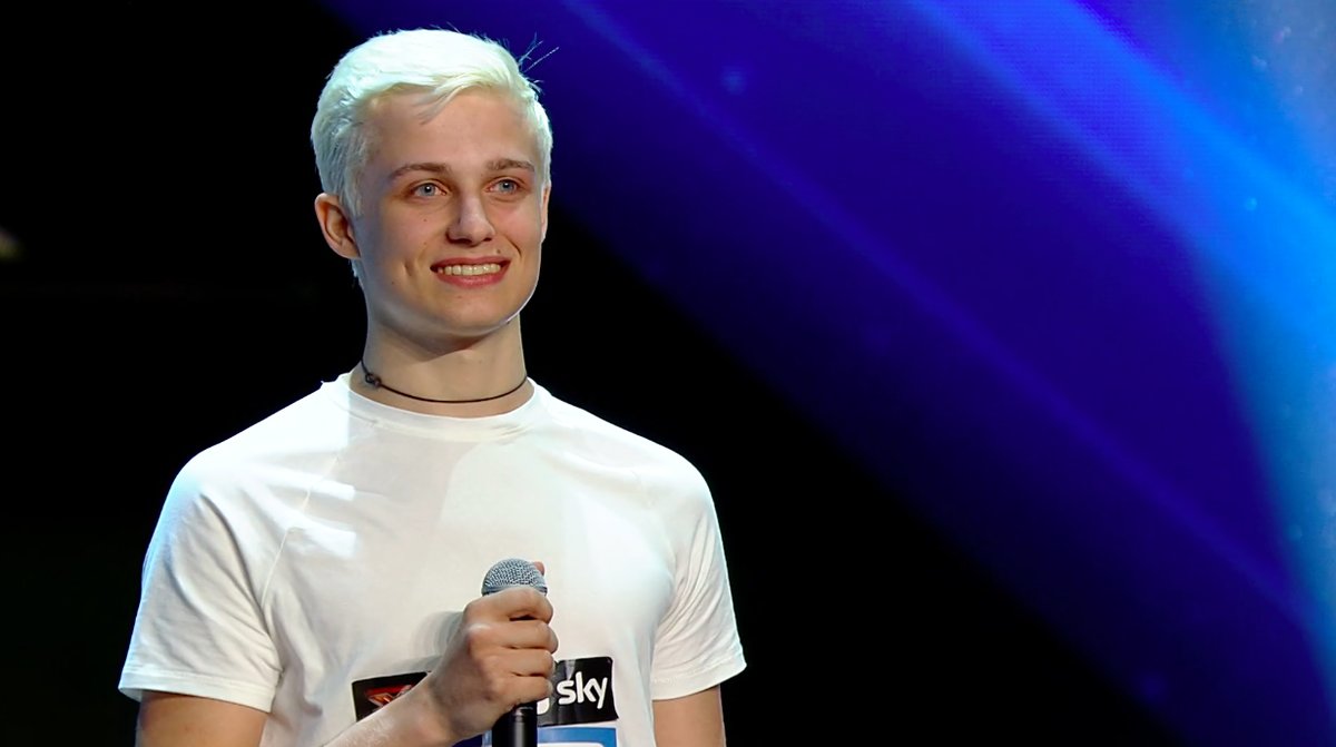 X Factor 2017: l’ex leader dei Jarvis torna da solista sul «luogo del delitto» – Video