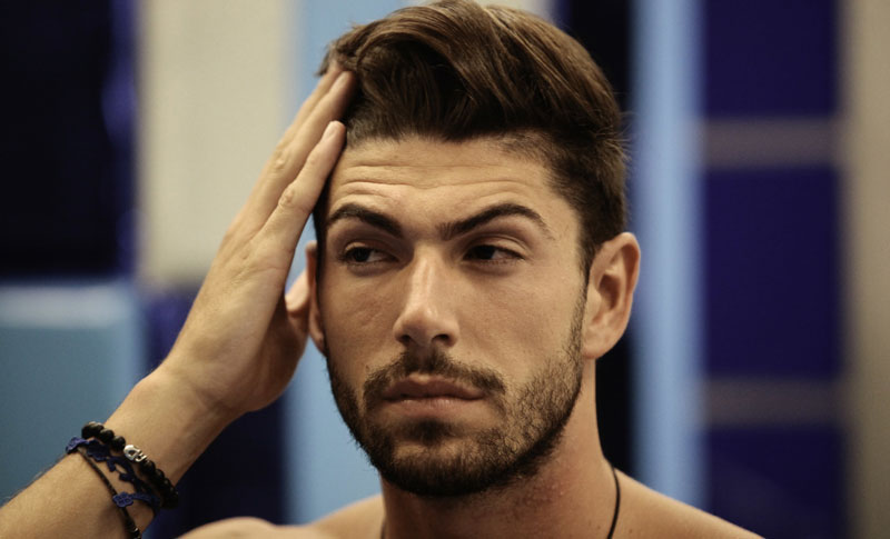 Grande Fratello Vip 2017, giorno 16: lite tra Simona e Carmen. Jeremias chiede scusa a Bossari mentre Ignazio si preoccupa del pubblico – Foto e Video