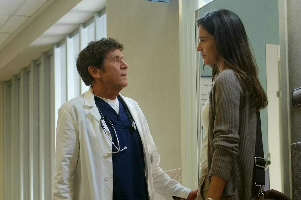 L’Isola di Pietro: Gianni Morandi «angelo custode» di un racconto corale corposo e ben articolato