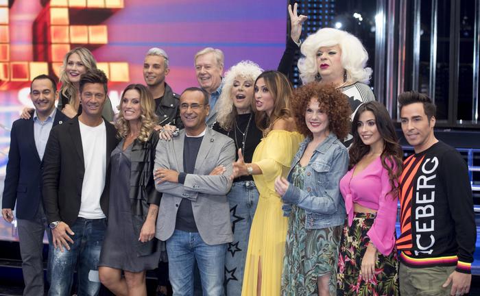 Tale e Quale Show 2017: al via la nuova edizione dedicata a Gigi Sabani. Spunta l’ipotesi di una versione nip
