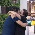 Bacio tra Cristiano e Lorenzo - GF Vip 2017