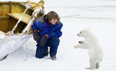Programmi TV di stasera, sabato 14 ottobre 2017. Su Italia 1 Il mio amico Nanuk