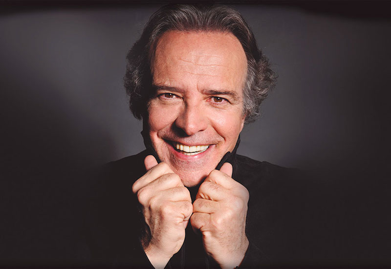 BOOM! Rai 1 cancella il programma di Enrico Montesano