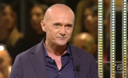 Grande Fratello Vip 2017, Signorini ancora contro Giulia De Lellis: «Ti conviene star zitta! Sei una miracolata a stare lì dentro» – Video