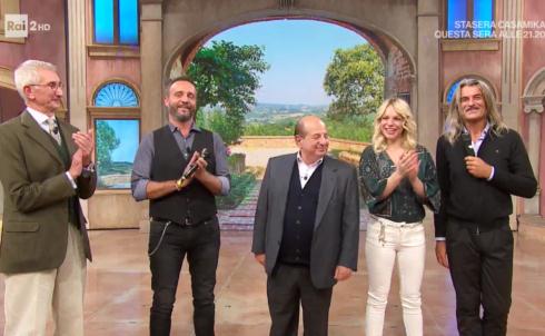 I Fatti Vostri: Demo Morselli torna in piazza con Magalli