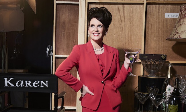 Intervista a Megan Mullally di Will & Grace: «Karen è rimasta la stessa, orribile e amabile, terribile e grandiosa». All’inizio avrei dovuto interpretare…