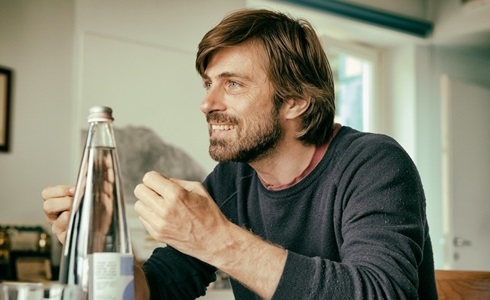 Programmi TV di stasera, venerdì 20 ottobre 2017. Su Rai3 in 1^TV Tommaso