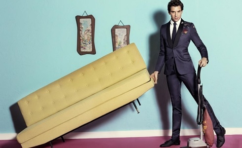 Programmi TV di stasera, martedì 21 novembre 2017. Su Rai2 ultimo appuntamento con Stasera CasaMika