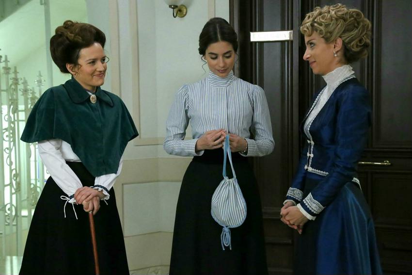 Una Vita: Humildad cerca di uccidere Teresa, ma sarà lei a rischiare la vita – Anticipazioni