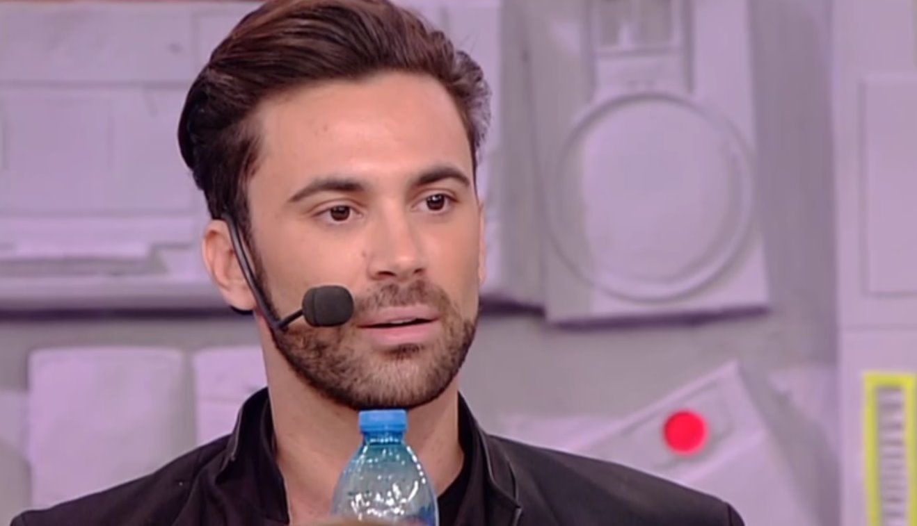 Amici 17, Rudy Zerbi attacca Luca e (indirettamente) il programma: «È una pagliacciata». Ma Vismara scala la classifica di gradimento