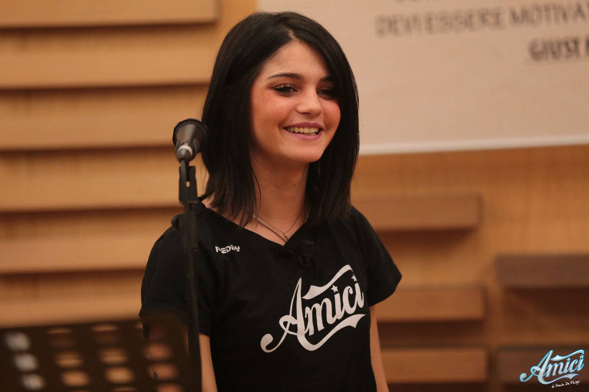 Amici 17, daytime 7 dicembre, Federico Baroni supera la sfida