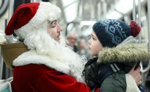 Programmi TV di stasera, sabato 16 dicembre 2017. Su Italia1 in 1^Tv Un amico molto speciale