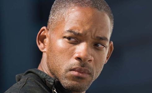 Programmi TV di stasera, lunedì 4 dicembre 2017. Su Italia1 «Io Sono Leggenda». Vuoi guardarlo quando vuoi senza limiti d’orario? Guardalo su Infinity