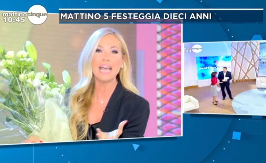 Mattino Cinque festeggia 10 anni, Federica Panicucci omette Barbara D’Urso. E lei fa altrettanto – Video