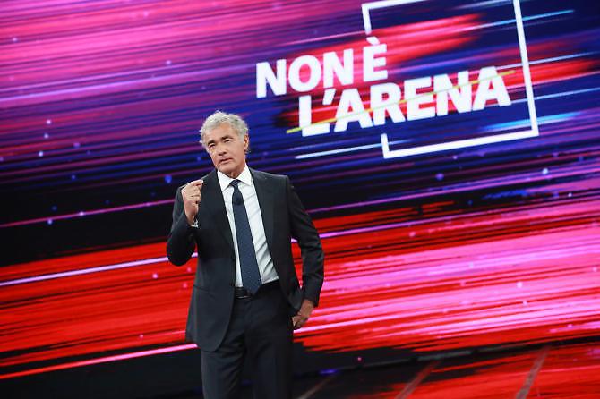 Programmi TV di stasera, domenica 7 gennaio 2018. Baudo da Fazio, Cecilia Rodriguez e Ignazio da Giletti