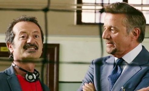 Programmi TV di stasera, martedì 23 gennaio 2018. Su Canale 5 La scuola più bella del mondo